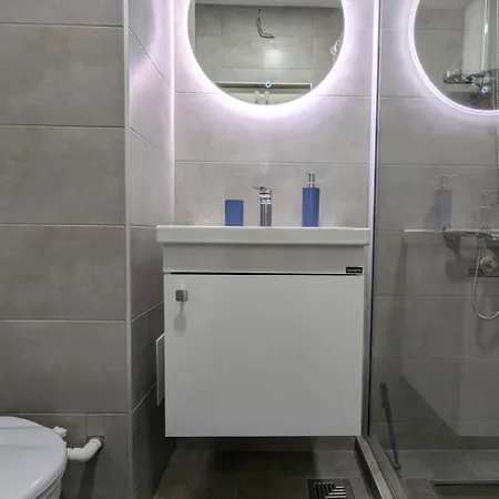 Karingtonka Free Parking * ヴラニェ