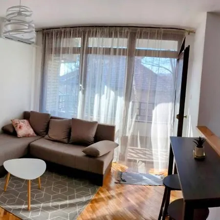 Karingtonka Free Parking