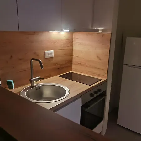 Karingtonka Free Parking Apartament *
