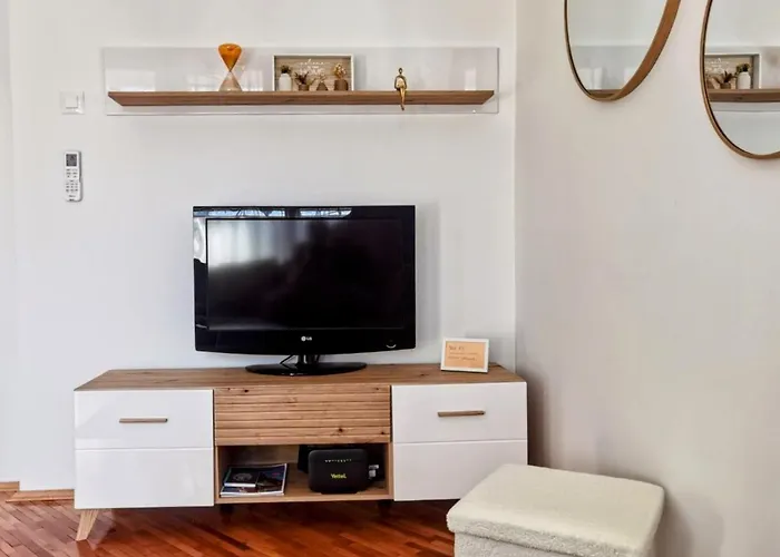 Karingtonka Free Parking *